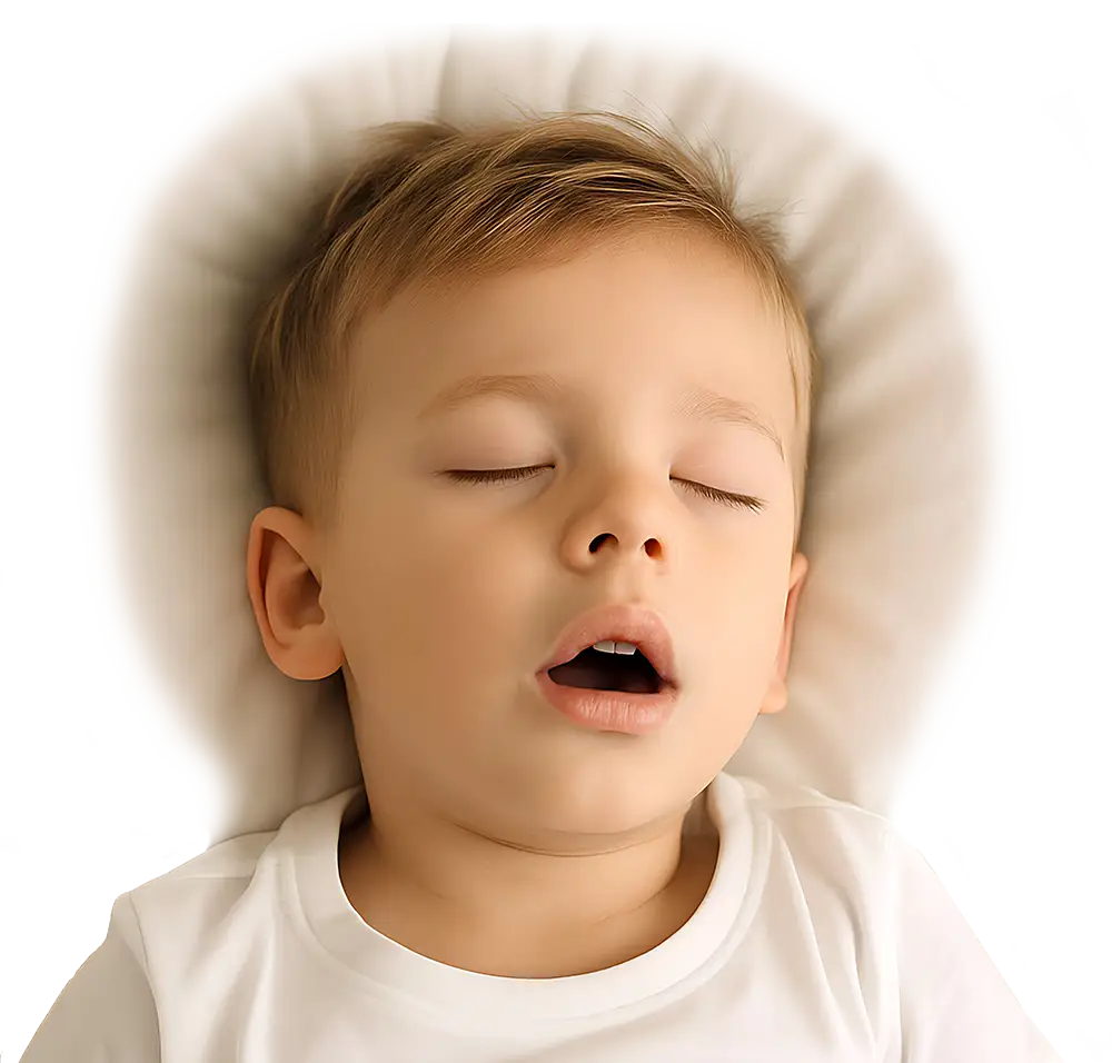 Muško dete koje otežano diše na nos i hrče tokom sna